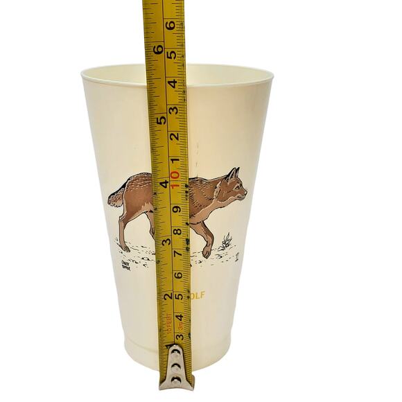 Vintage 1974 7Eleven Plastic Slurpee Cup Save a Living Thing Red Wolf - Picture 8 of 8